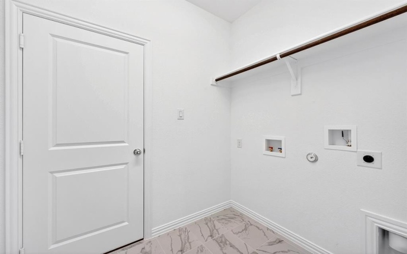 1000 Western Hills Drive, Crowley, TX 76036, 3 Habitaciones Habitaciones , ,2 BañosBaños,Residential,En Venta,1000 Western Hills Drive,0,21005146