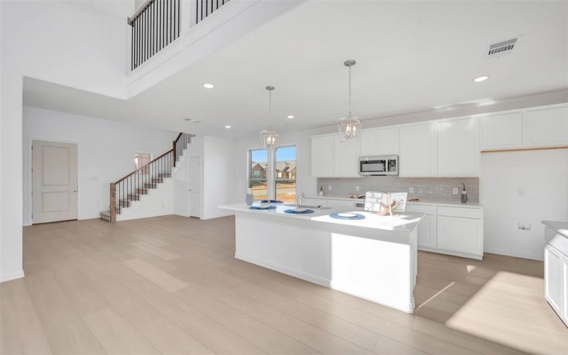 1033 Western Hills Drive, Crowley, TX 76036, 3 Bedrooms Bedrooms, ,2 BathroomsBathrooms,Residential,For Sale,1033 Western Hills Drive,0,21005169