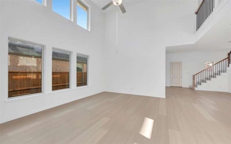 1033 Western Hills Drive, Crowley, TX 76036, 3 Bedrooms Bedrooms, ,2 BathroomsBathrooms,Residential,For Sale,1033 Western Hills Drive,0,21005169