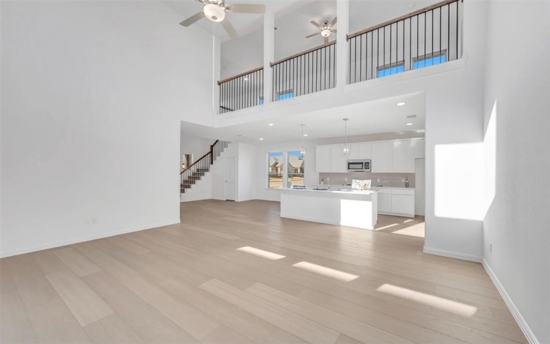 1033 Western Hills Drive, Crowley, TX 76036, 3 Bedrooms Bedrooms, ,2 BathroomsBathrooms,Residential,For Sale,1033 Western Hills Drive,0,21005169