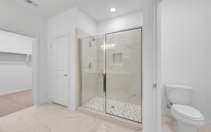 1033 Western Hills Drive, Crowley, TX 76036, 3 Bedrooms Bedrooms, ,2 BathroomsBathrooms,Residential,For Sale,1033 Western Hills Drive,0,21005169