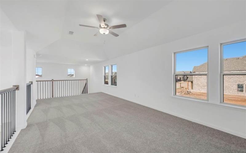 1033 Western Hills Drive, Crowley, TX 76036, 3 Bedrooms Bedrooms, ,2 BathroomsBathrooms,Residential,For Sale,1033 Western Hills Drive,0,21005169