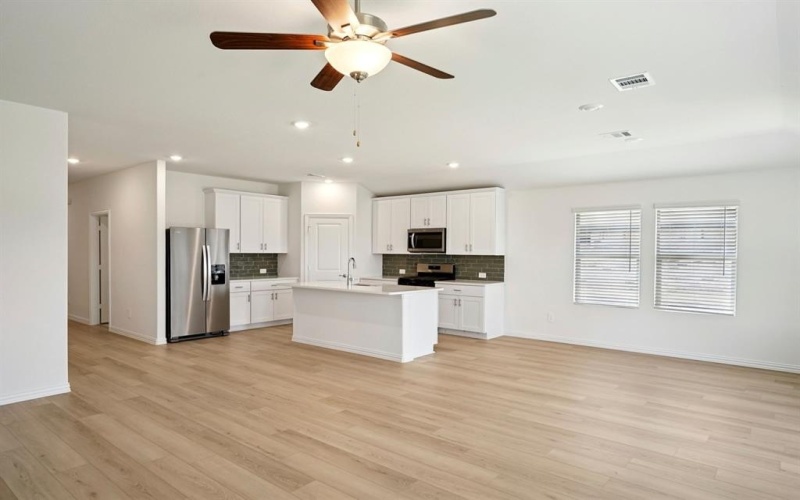 1912 Gallop Road, Seagoville, TX 75159, 4 Habitaciones Habitaciones , ,3 BañosBaños,Residential,En Venta,1912 Gallop Road,0,21005777