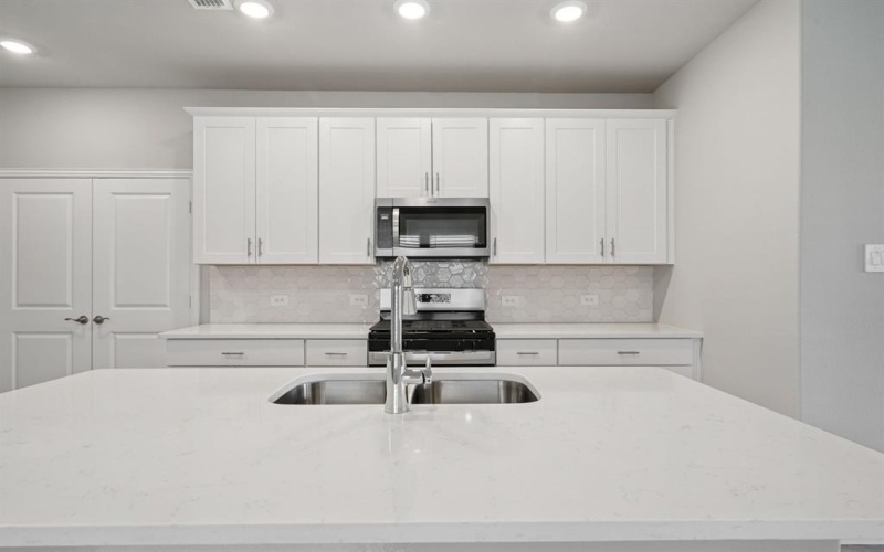 3503 High Valley Drive, Princeton, TX 75071, 4 Habitaciones Habitaciones , ,2 BañosBaños,Residential,En Venta,3503 High Valley Drive,0,21005795
