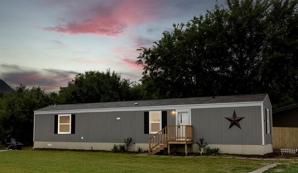 114, 108 Saint Michaels Drive, Trinidad, TX 75163, 2 Bedrooms Bedrooms, ,2 BathroomsBathrooms,Residential,For Sale,114,108 Saint Michaels Drive,0,21007975