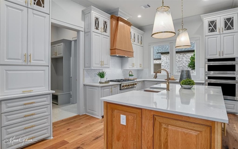 305 Nightfall Court, Bossier City, LA 71111, 4 Bedrooms Bedrooms, ,3 BathroomsBathrooms,Residential,For Sale,305 Nightfall Court,0,21008314