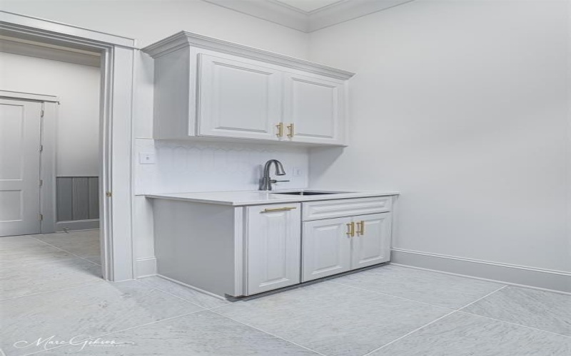 305 Nightfall Court, Bossier City, LA 71111, 4 Bedrooms Bedrooms, ,3 BathroomsBathrooms,Residential,For Sale,305 Nightfall Court,0,21008314