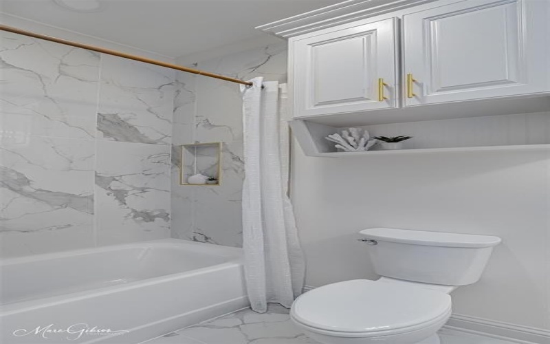 305 Nightfall Court, Bossier City, LA 71111, 4 Bedrooms Bedrooms, ,3 BathroomsBathrooms,Residential,For Sale,305 Nightfall Court,0,21008314