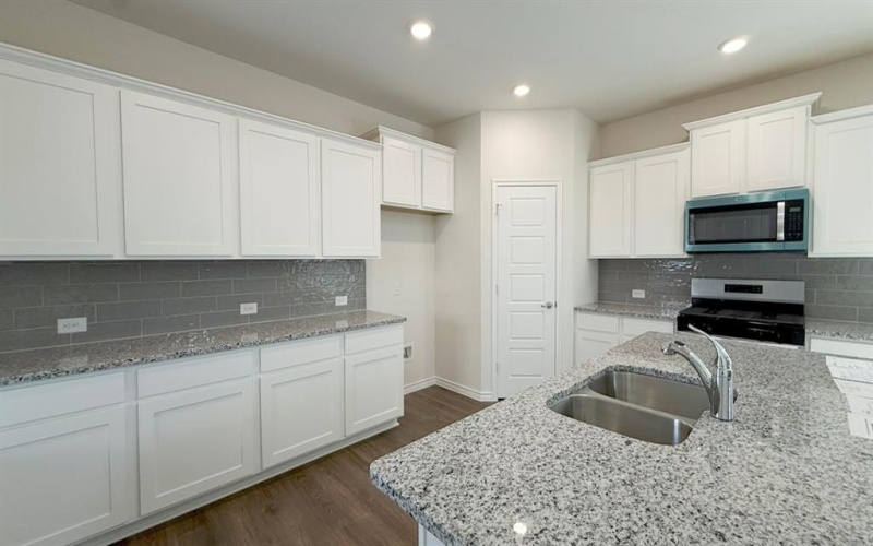 10109 Deposit Drive, Aubrey, TX 76227, 4 Habitaciones Habitaciones , ,2 BañosBaños,Residential,En Venta,10109 Deposit Drive,0,21009027