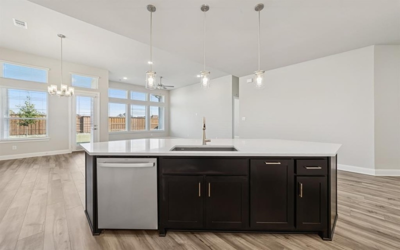 1810 Finn Avenue, Van Alstyne, TX 75495, 3 Habitaciones Habitaciones , ,2 BañosBaños,Residential,En Venta,1810 Finn Avenue,0,21009551