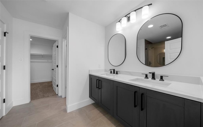 4317 Centerton Mews, Rowlett, TX 75089, 3 Bedrooms Bedrooms, ,2 BathroomsBathrooms,Residential,For Sale,4317 Centerton Mews,21009624