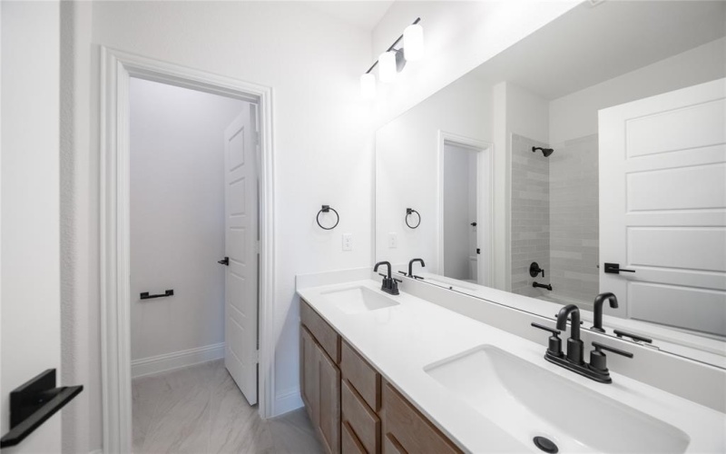 2116 Corbera Drive, Little Elm, TX 75068, 5 Habitaciones Habitaciones , ,5 BañosBaños,Residential,En Venta,2116 Corbera Drive,0,21009654