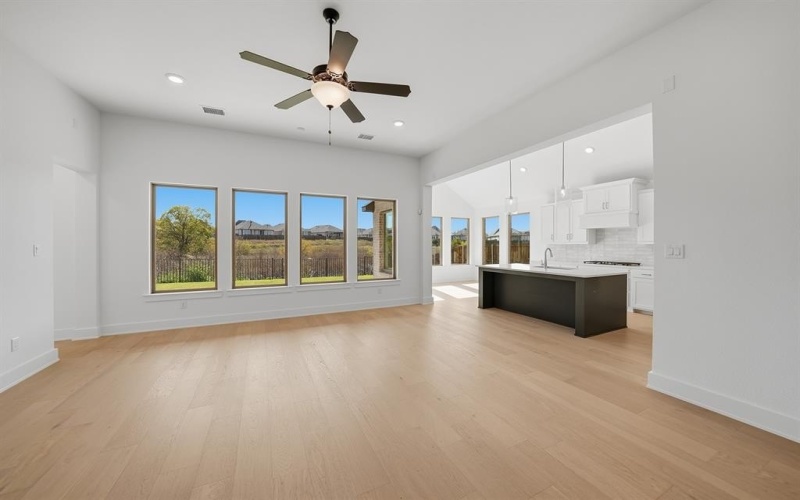 1038 Bingham Way, Forney, TX 75126, 4 Bedrooms Bedrooms, ,3 BathroomsBathrooms,Residential,For Sale,1038 Bingham Way,0,21009668