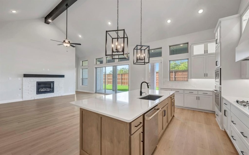 2249 Village Trail, Lakewood Village, TX 75068, 4 Bedrooms Bedrooms, ,3 BathroomsBathrooms,Residential,For Sale,2249 Village Trail,0,21009689