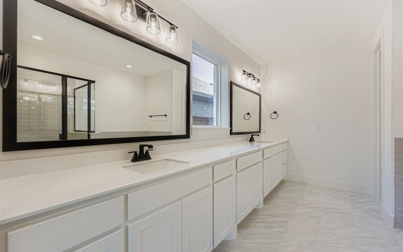 1841 Park Vista Way, Midlothian, TX 76065, 4 Habitaciones Habitaciones , ,5 BañosBaños,Residential,En Venta,1841 Park Vista Way,0,21009725