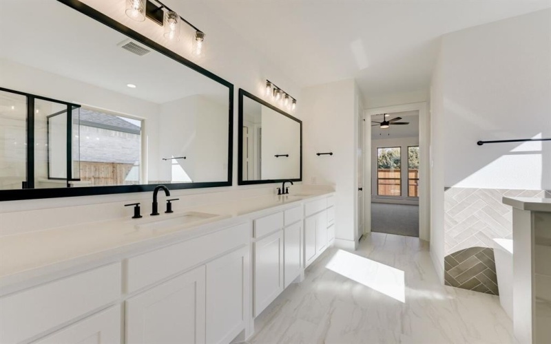 4425 Timberdrift Street, Midlothian, TX 76065, 4 Habitaciones Habitaciones , ,3 BañosBaños,Residential,En Venta,4425 Timberdrift Street,0,21009767