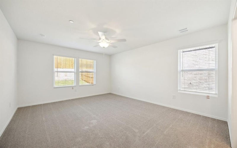 2704 Pecan Park Drive, Denton, TX 76208, 4 Habitaciones Habitaciones , ,2 BañosBaños,Residential,En Venta,2704 Pecan Park Drive,0,21009803