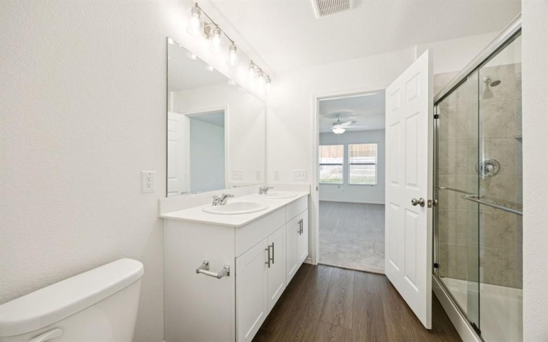 2704 Pecan Park Drive, Denton, TX 76208, 4 Habitaciones Habitaciones , ,2 BañosBaños,Residential,En Venta,2704 Pecan Park Drive,0,21009803