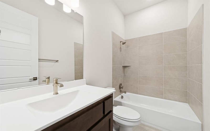 4429 Silver Spur Court, Aubrey, TX 76227, 4 Habitaciones Habitaciones , ,3 BañosBaños,Residential,En Venta,4429 Silver Spur Court,0,21009869