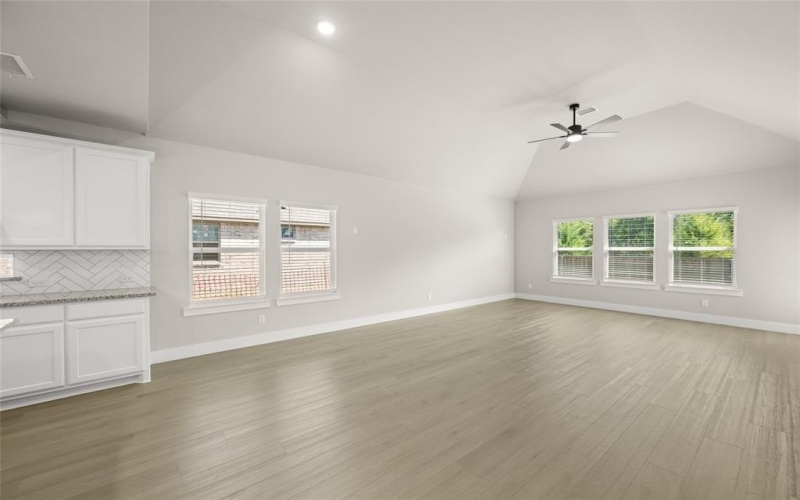 1850 Silver Birch, Waxahachie, TX 75165, 5 Habitaciones Habitaciones , ,3 BañosBaños,Residential,En Venta,1850 Silver Birch,0,21010008
