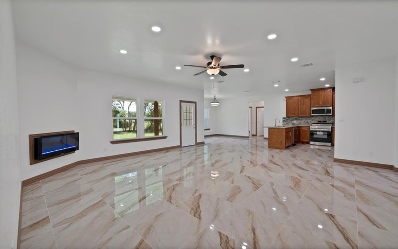 206 Hix Road, Cleburne, TX 76031, 5 Habitaciones Habitaciones , ,2 BañosBaños,Residential,En Venta,206 Hix Road,0,21010066