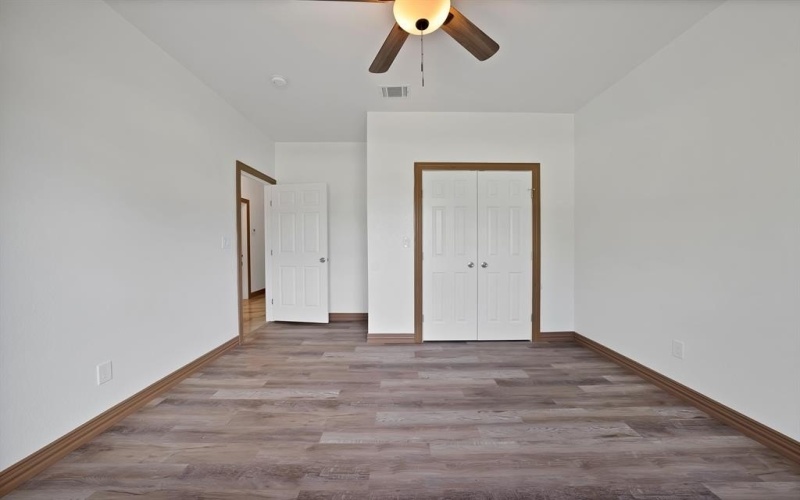 206 Hix Road, Cleburne, TX 76031, 5 Habitaciones Habitaciones , ,2 BañosBaños,Residential,En Venta,206 Hix Road,0,21010066
