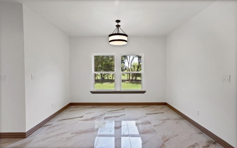206 Hix Road, Cleburne, TX 76031, 5 Habitaciones Habitaciones , ,2 BañosBaños,Residential,En Venta,206 Hix Road,0,21010066