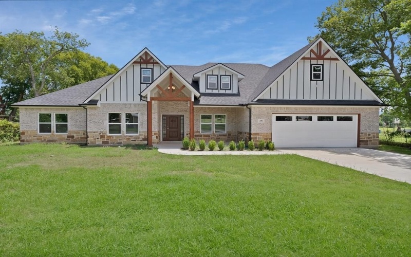 206 Hix Road, Cleburne, TX 76031, 5 Habitaciones Habitaciones , ,2 BañosBaños,Residential,En Venta,206 Hix Road,0,21010066