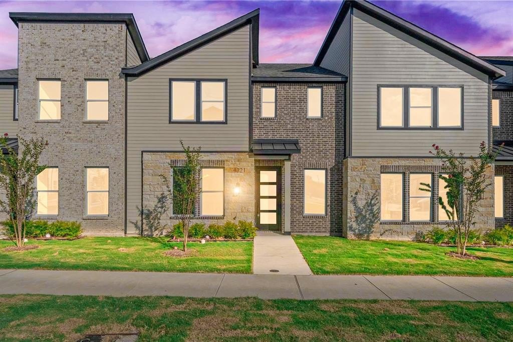4321 Centerton Mews, Rowlett, TX 75089, 3 Bedrooms Bedrooms, ,2 BathroomsBathrooms,Residential,For Sale,4321 Centerton Mews,21010076