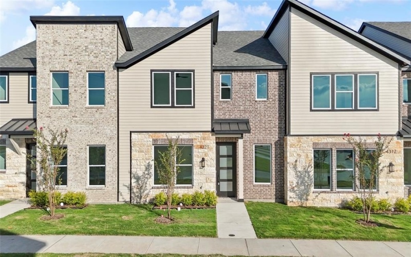 4321 Centerton Mews, Rowlett, TX 75089, 3 Bedrooms Bedrooms, ,2 BathroomsBathrooms,Residential,For Sale,4321 Centerton Mews,21010076