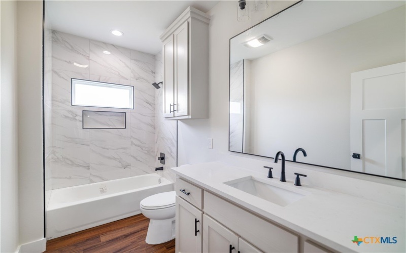 285 Kendal Drive, Victoria, TX 77904, 4 Habitaciones Habitaciones , ,2 BañosBaños,Residential,En Venta,285 Kendal Drive,0,585098