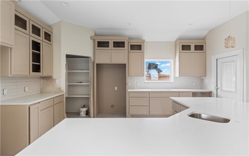 125 Traditions Drive, Rockport, TX 78382, 5 Bedrooms Bedrooms, ,Residential,For Sale,125 Traditions Drive,462450