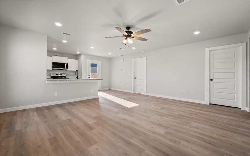 14412 Paris Avenue, Lubbock, TX 79423, 2 Bedrooms Bedrooms, ,2 BathroomsBathrooms,Residential,For Sale,14412 Paris Avenue,202558252