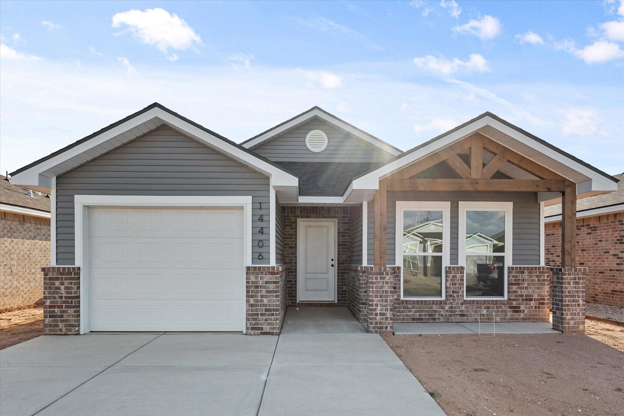 14406 Paris Avenue, Lubbock, TX 79423, 3 Bedrooms Bedrooms, ,2 BathroomsBathrooms,Residential,For Sale,14406 Paris Avenue,202558253