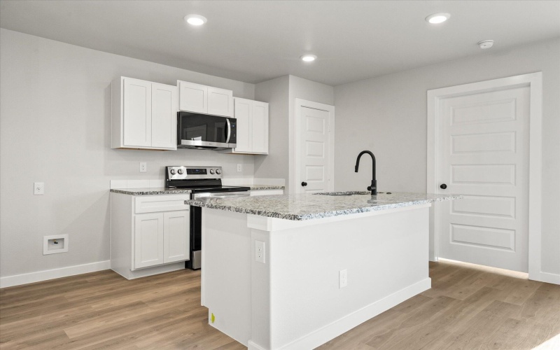 14406 Paris Avenue, Lubbock, TX 79423, 3 Bedrooms Bedrooms, ,2 BathroomsBathrooms,Residential,For Sale,14406 Paris Avenue,202558253