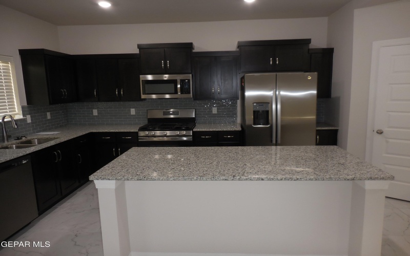 552 Pine Valley Place, Horizon City, TX 79928, 3 Bedrooms Bedrooms, ,1 BathroomBathrooms,Residential,For Sale,552 Pine Valley Place,927019