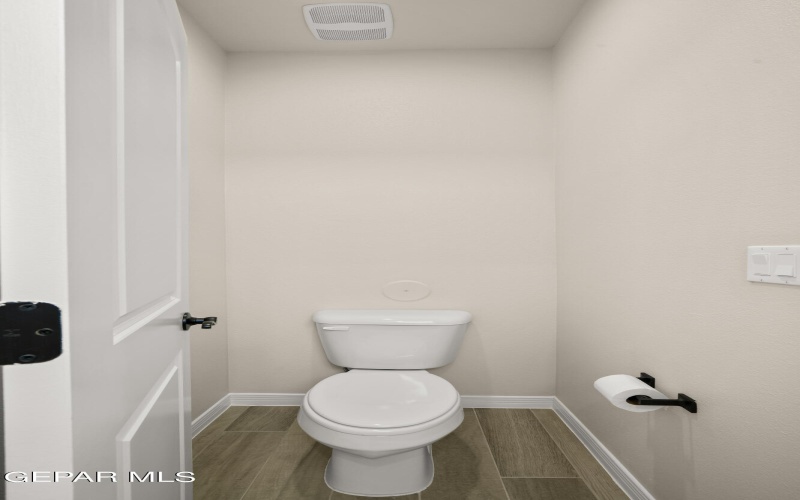 13878 PASEO CENTRAL Avenue, El Paso, TX 79928, 3 Bedrooms Bedrooms, ,2 BathroomsBathrooms,Residential,For Sale,13878 PASEO CENTRAL Avenue,911618
