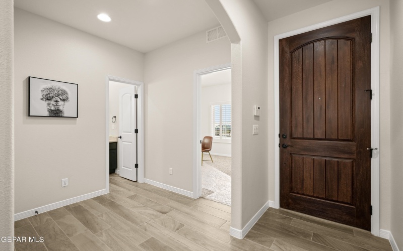 13878 PASEO CENTRAL Avenue, El Paso, TX 79928, 3 Bedrooms Bedrooms, ,2 BathroomsBathrooms,Residential,For Sale,13878 PASEO CENTRAL Avenue,911618