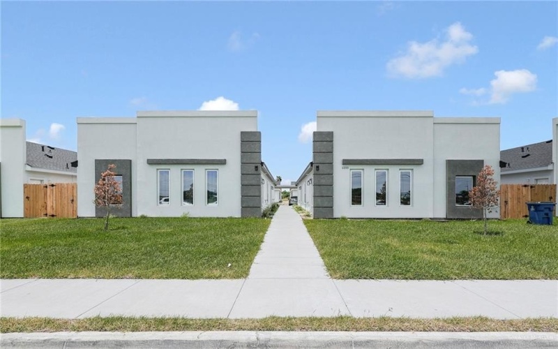 1233 Country Club Drive, Alamo, TX 78589, ,Residential Multi Family,For Sale,1233 Country Club Drive,476436