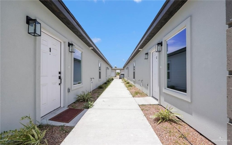 1233 Country Club Drive, Alamo, TX 78589, ,Residential Multi Family,For Sale,1233 Country Club Drive,476436