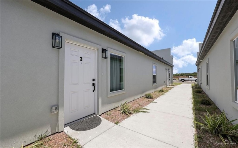 1233 Country Club Drive, Alamo, TX 78589, ,Residential Multi Family,For Sale,1233 Country Club Drive,476436