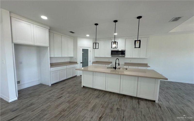 8621 Seagull Lane, Harlingen, TX 78552, 3 Bedrooms Bedrooms, ,2 BathroomsBathrooms,Residential,For Sale,8621 Seagull Lane,476845