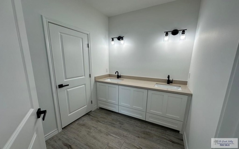 8621 SEAGULL LN, HARLINGEN, TX 78552, 3 Bedrooms Bedrooms, ,2 BathroomsBathrooms,Residential,For Sale,8621 SEAGULL LN,29767045