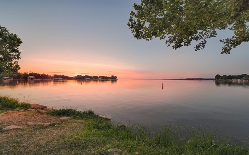 115 W Newcastle Drive, Granite Shoals, TX 78654, 3 Bedrooms Bedrooms, ,2 BathroomsBathrooms,Residential,For Sale,115 W Newcastle Drive,174387
