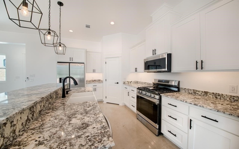 115 W Newcastle Drive, Granite Shoals, TX 78654, 3 Bedrooms Bedrooms, ,2 BathroomsBathrooms,Residential,For Sale,115 W Newcastle Drive,174387