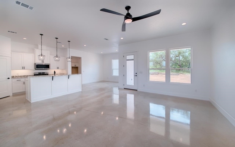 115 W Newcastle Drive, Granite Shoals, TX 78654, 3 Bedrooms Bedrooms, ,2 BathroomsBathrooms,Residential,For Sale,115 W Newcastle Drive,174387