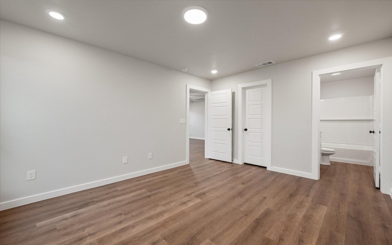8326 24th Street, Lubbock, TX 79407, 2 Habitaciones Habitaciones , ,2 BañosBaños,Residential,En Venta,8326 24th Street,0,202558219