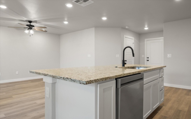 8301 23rd Street, Lubbock, TX 79407, 3 Habitaciones Habitaciones , ,2 BañosBaños,Residential,En Venta,8301 23rd Street,0,202558220