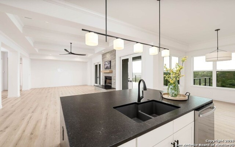 2089 Summit Crest Dr, Kerrville, TX 78028, 4 Habitaciones Habitaciones , ,3 BañosBaños,Residential,En Venta,2089 Summit Crest Dr,0,1886800