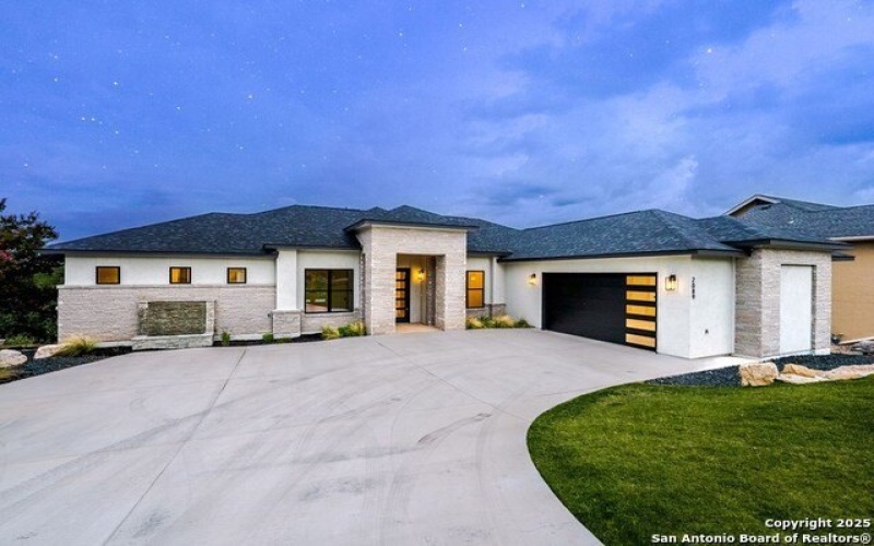 2089 Summit Crest Dr, Kerrville, TX 78028, 4 Habitaciones Habitaciones , ,3 BañosBaños,Residential,En Venta,2089 Summit Crest Dr,0,1886800